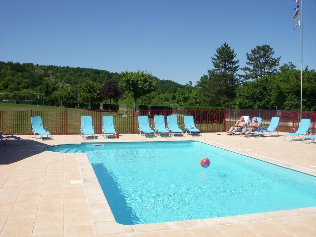 Camping De La Pelouse Jaulny Luaran gambar