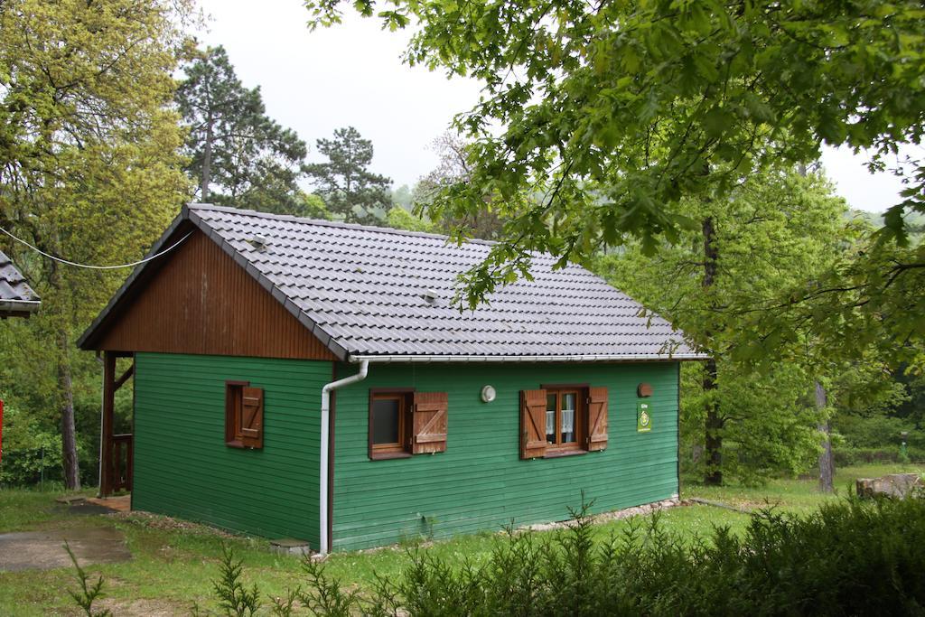 Camping De La Pelouse Jaulny Bilik gambar